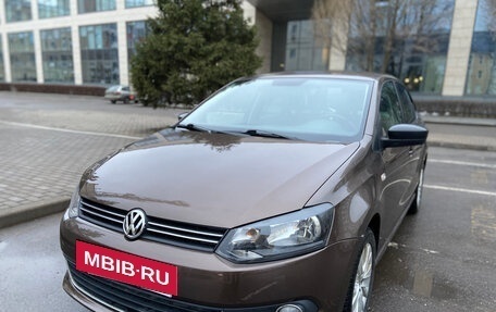 Volkswagen Polo VI (EU Market), 2014 год, 1 000 000 рублей, 10 фотография