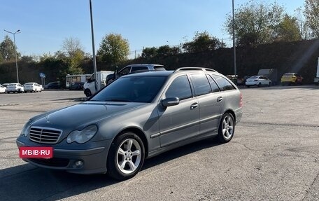 Mercedes-Benz C-Класс, 2005 год, 700 000 рублей, 3 фотография