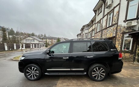 Toyota Land Cruiser 200, 2017 год, 7 500 000 рублей, 6 фотография