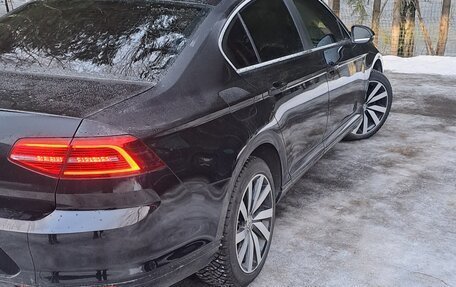 Volkswagen Passat B8 рестайлинг, 2019 год, 2 450 000 рублей, 8 фотография