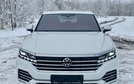 Volkswagen Touareg III, 2022 год, 10 290 000 рублей, 2 фотография