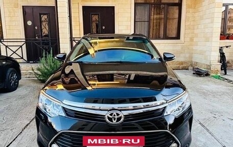 Toyota Camry, 2016 год, 2 650 000 рублей, 4 фотография