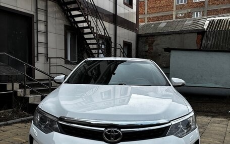 Toyota Camry, 2012 год, 1 620 000 рублей, 2 фотография