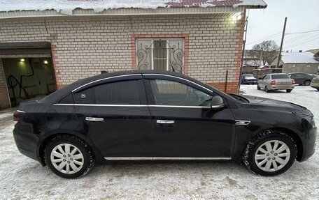 Chevrolet Cruze II, 2009 год, 515 000 рублей, 2 фотография