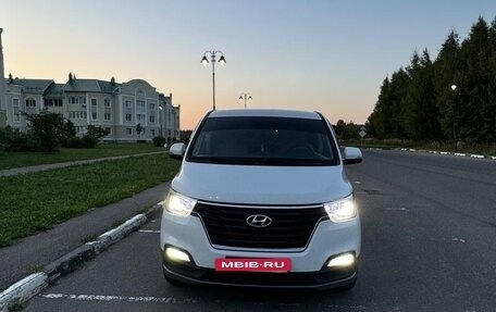 Hyundai H-1 II рестайлинг, 2019 год, 3 500 000 рублей, 5 фотография