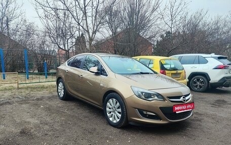 Opel Astra J, 2013 год, 1 090 000 рублей, 4 фотография