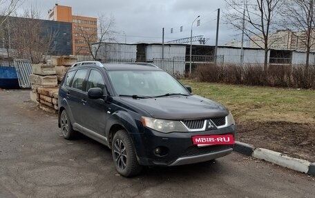 Mitsubishi Outlander III рестайлинг 3, 2008 год, 900 000 рублей, 2 фотография