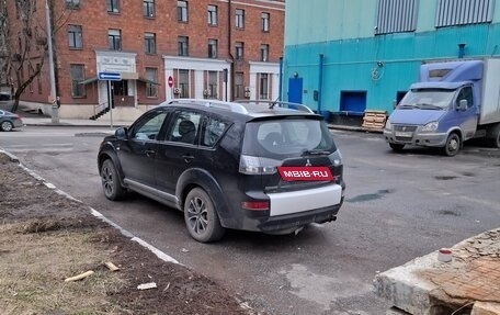 Mitsubishi Outlander III рестайлинг 3, 2008 год, 900 000 рублей, 7 фотография