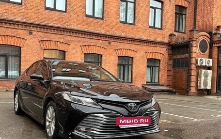 Toyota Camry, 2019 год, 2 560 000 рублей, 3 фотография