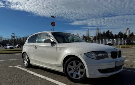 BMW 1 серия, 2008 год, 820 000 рублей, 2 фотография