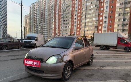 Toyota Vitz, 1999 год, 275 000 рублей, 3 фотография