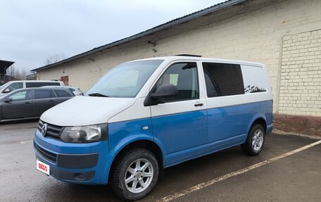 Volkswagen Transporter T5 рестайлинг, 2012 год, 1 650 000 рублей, 2 фотография