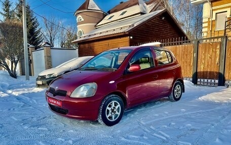 Toyota Vitz, 2000 год, 405 000 рублей, 1 фотография