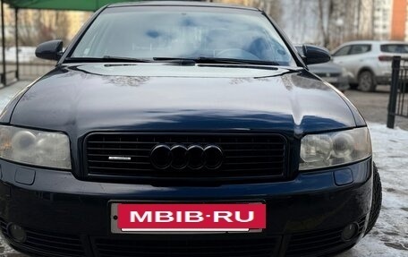 Audi A4, 2003 год, 620 000 рублей, 2 фотография