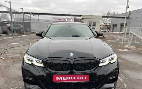 BMW 3 серия, 2020 год, 4 300 000 рублей, 3 фотография