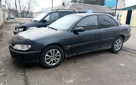 Opel Omega B, 1995 год, 300 000 рублей, 1 фотография