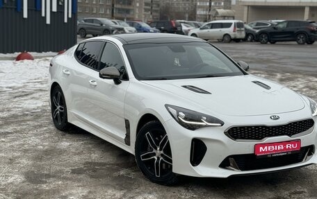 KIA Stinger I, 2019 год, 2 780 000 рублей, 1 фотография