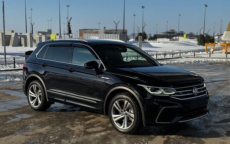 Volkswagen Tiguan II, 2021 год, 3 880 000 рублей, 3 фотография