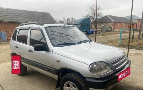 Chevrolet Niva I рестайлинг, 2003 год, 455 000 рублей, 2 фотография