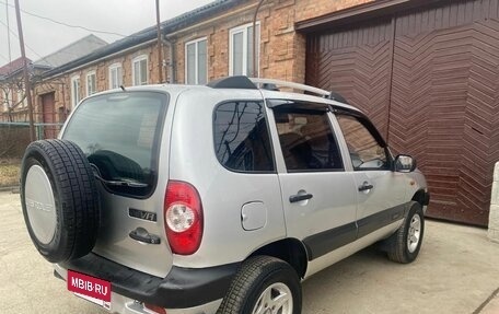 Chevrolet Niva I рестайлинг, 2003 год, 455 000 рублей, 4 фотография