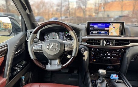 Lexus LX III, 2017 год, 8 399 000 рублей, 13 фотография