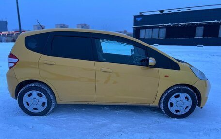 Honda Fit III, 2008 год, 550 000 рублей, 3 фотография