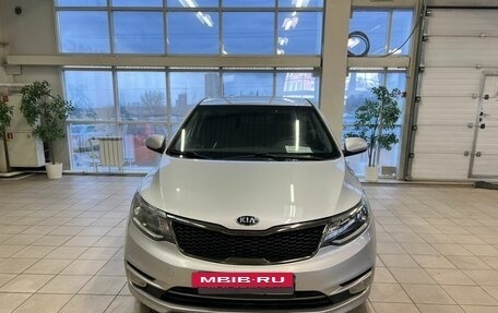 KIA Rio III рестайлинг, 2016 год, 1 000 000 рублей, 3 фотография