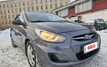 Hyundai Solaris II рестайлинг, 2014 год, 892 000 рублей, 2 фотография