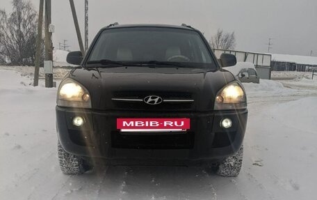 Hyundai Tucson III, 2006 год, 740 000 рублей, 2 фотография