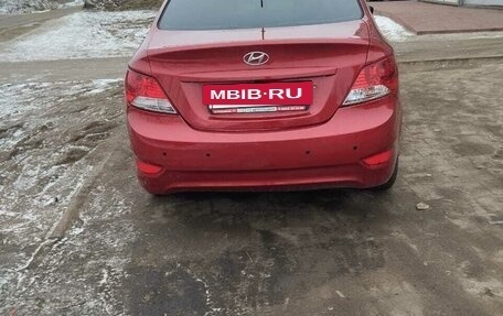 Hyundai Solaris II рестайлинг, 2011 год, 667 000 рублей, 2 фотография