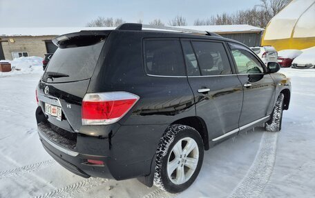 Toyota Highlander III, 2012 год, 2 350 000 рублей, 6 фотография