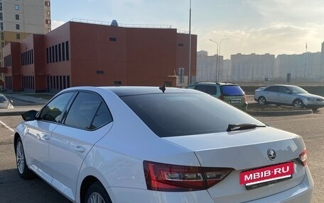 Skoda Superb III рестайлинг, 2017 год, 2 530 000 рублей, 5 фотография