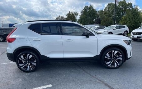 Volvo XC40 I, 2023 год, 5 279 000 рублей, 3 фотография