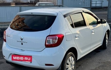 Renault Sandero II рестайлинг, 2017 год, 890 000 рублей, 9 фотография