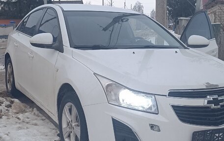 Chevrolet Cruze II, 2013 год, 650 000 рублей, 4 фотография