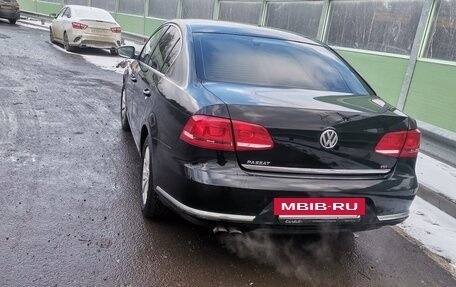 Volkswagen Passat B7, 2011 год, 980 000 рублей, 4 фотография