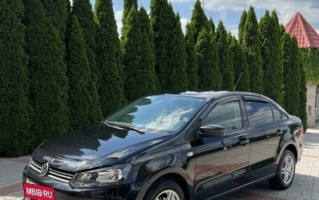 Volkswagen Polo VI (EU Market), 2012 год, 950 000 рублей, 2 фотография