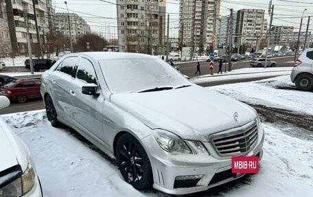 Mercedes-Benz E-Класс, 2011 год, 1 750 000 рублей, 3 фотография