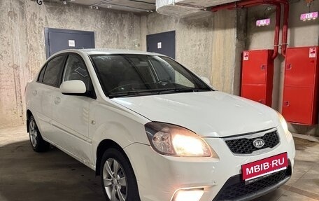 KIA Rio II, 2011 год, 595 000 рублей, 1 фотография