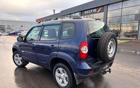 Chevrolet Niva I рестайлинг, 2016 год, 694 000 рублей, 5 фотография