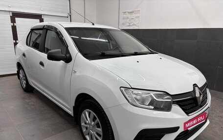 Renault Logan II, 2018 год, 638 000 рублей, 3 фотография