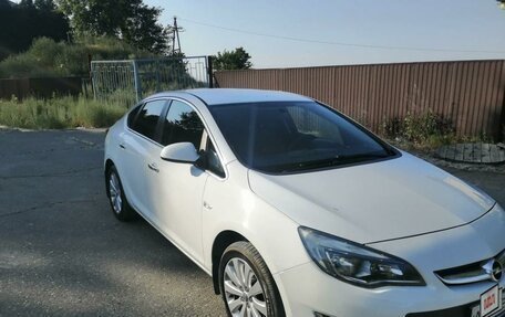 Opel Astra J, 2013 год, 1 279 000 рублей, 2 фотография