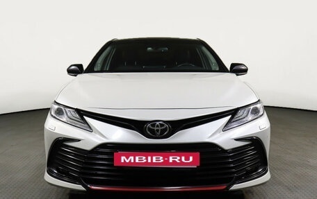 Toyota Camry, 2021 год, 3 798 000 рублей, 2 фотография