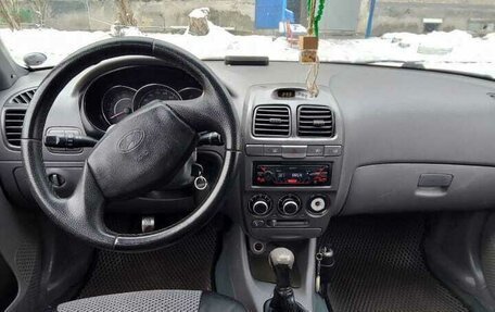 Hyundai Accent II, 2008 год, 320 000 рублей, 3 фотография