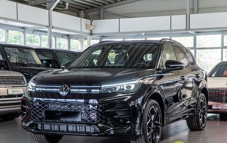 Volkswagen Tiguan, 2024 год, 8 233 000 рублей, 3 фотография