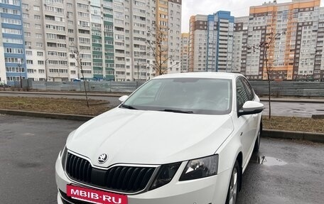 Skoda Octavia, 2018 год, 1 685 000 рублей, 2 фотография