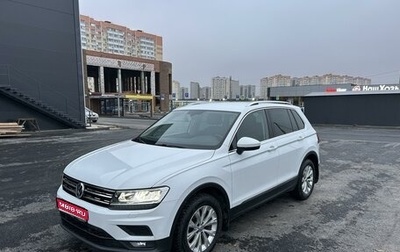 Volkswagen Tiguan II, 2018 год, 2 200 000 рублей, 1 фотография