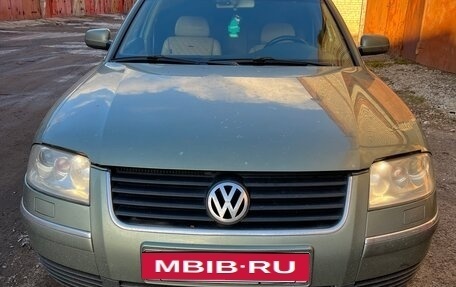 Volkswagen Passat B5+ рестайлинг, 2001 год, 700 000 рублей, 1 фотография