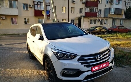 Hyundai Santa Fe III рестайлинг, 2016 год, 2 350 000 рублей, 1 фотография