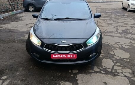 KIA cee'd III, 2014 год, 1 250 000 рублей, 1 фотография